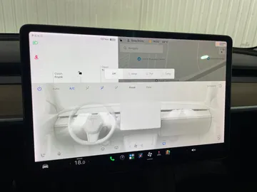2021 Tesla Model 3 - image 23