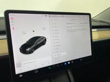 2021 Tesla Model 3 - image 24