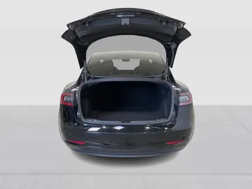 2021 Tesla Model 3 - image 13