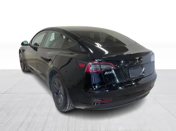 2021 Tesla Model 3 - image 11