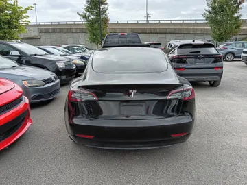 2021 Tesla Model 3 - image 6