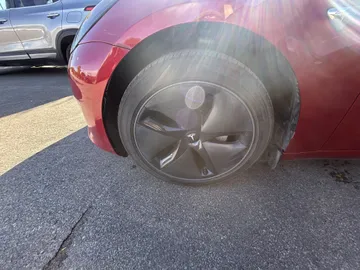 2020 Tesla Model 3 - image 7