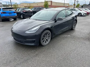 2021 Tesla Model 3 - image 3