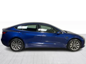 2021 Tesla Model 3 - image 2