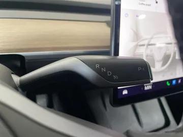 2021 Tesla Model 3 - image 26