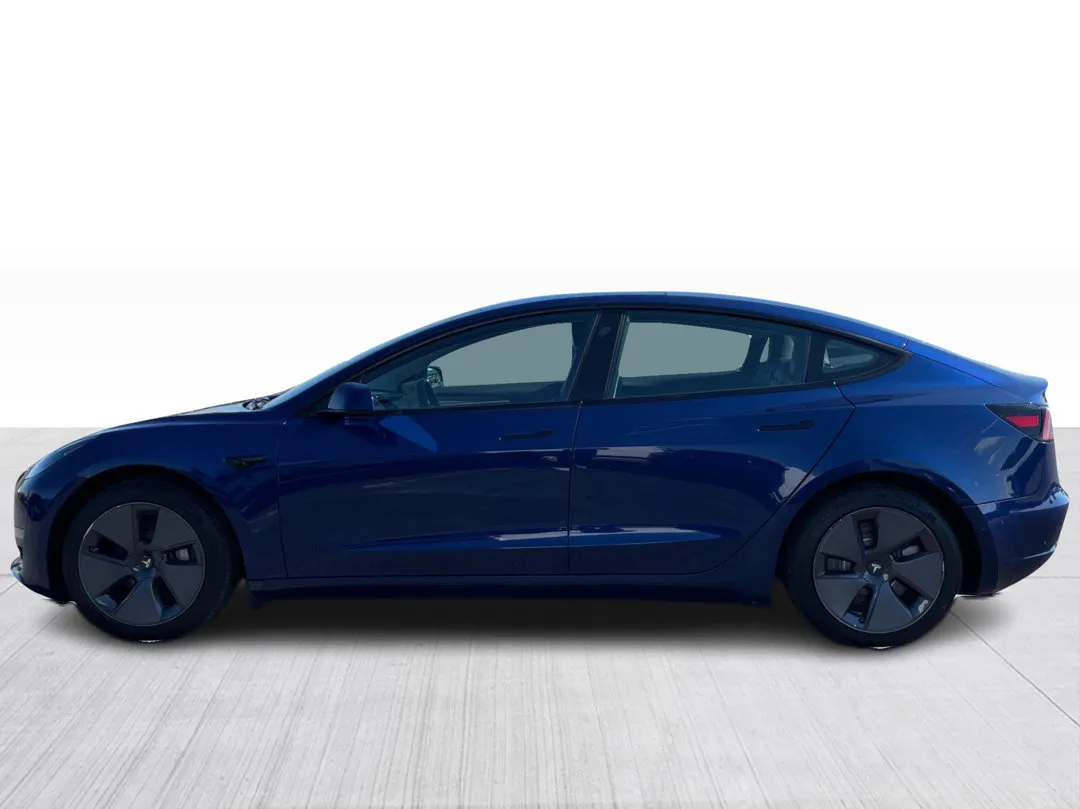 2022 Tesla Model 3, photo 10