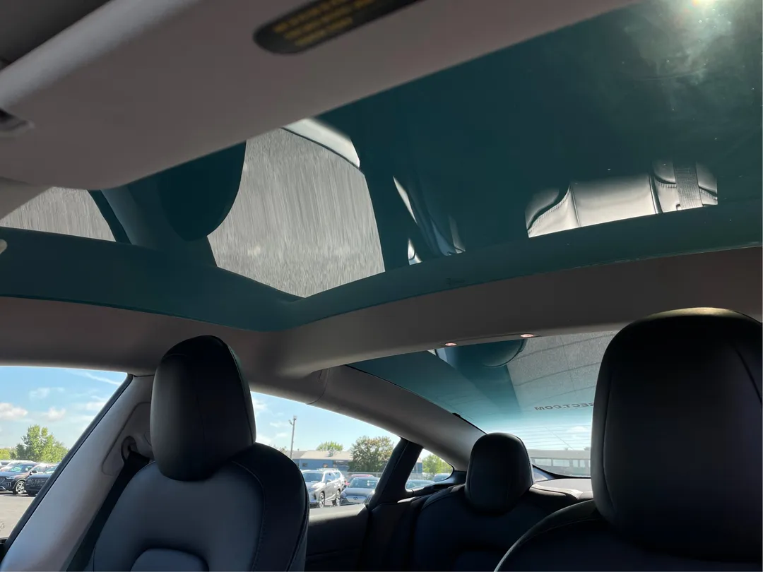 2022 Tesla Model 3, photo 5