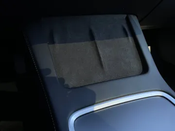 2022 Tesla Model 3 - image 27