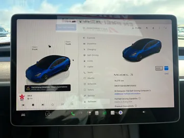 2022 Tesla Model 3 - image 10