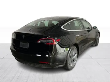 2019 Tesla Model 3 - image 8