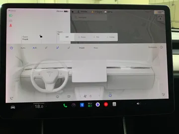 2019 Tesla Model 3 - image 24