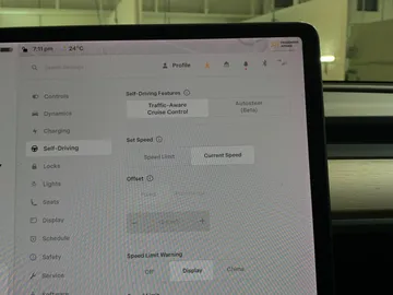 2019 Tesla Model 3 - image 29