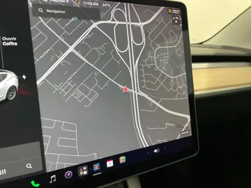 2021 Tesla Model 3 - image 25
