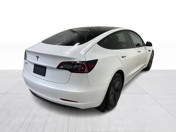 2021 Tesla Model 3 - image 14