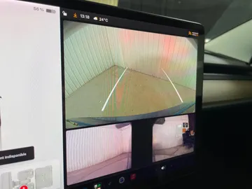 2019 Tesla Model 3 - image 21