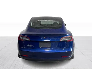 2019 Tesla Model 3 - image 12
