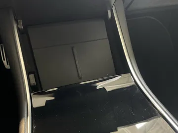 2020 Tesla Model 3 - image 27