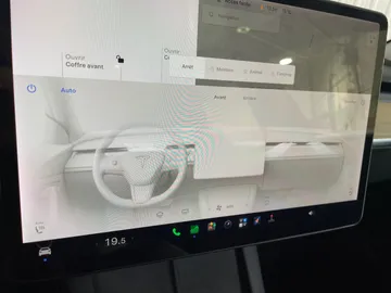 2021 Tesla Model 3 - image 23
