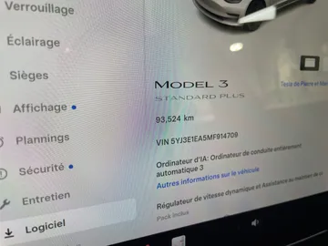 2021 Tesla Model 3 - image 16