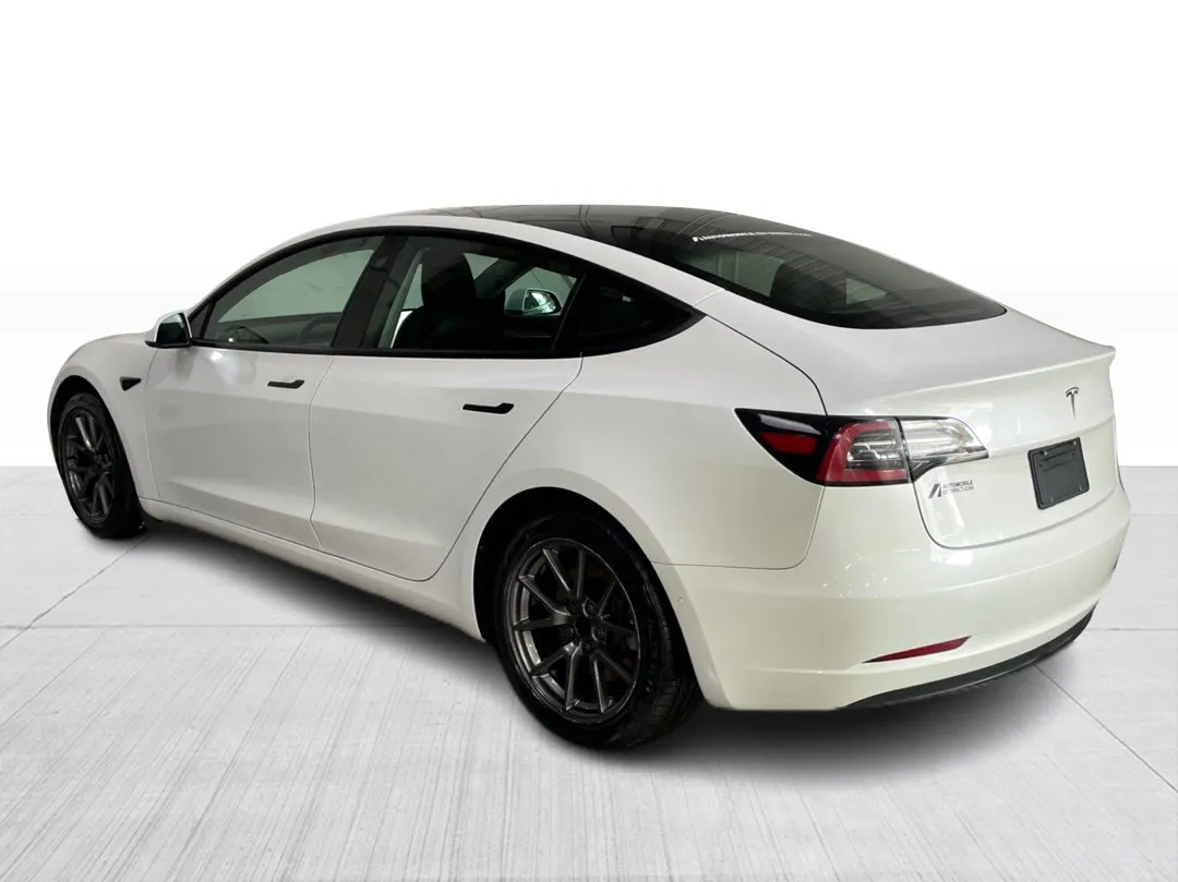 2021 Tesla Model 3 Standard Range Plus, photo 9