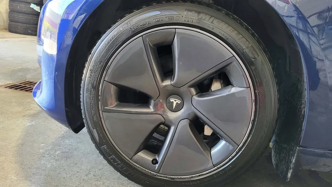 2022 Tesla Model 3 Standard Range, photo 6