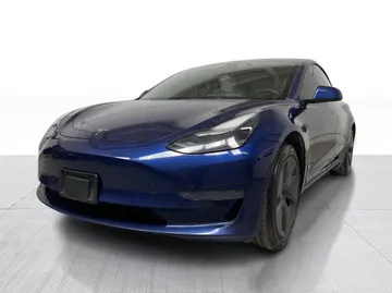 2022 Tesla Model 3 - image 9