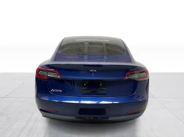 2022 Tesla Model 3 - image 12