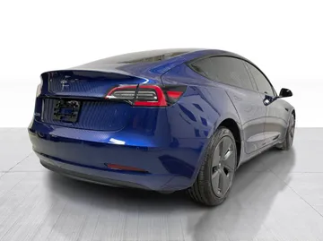 2022 Tesla Model 3 - image 14
