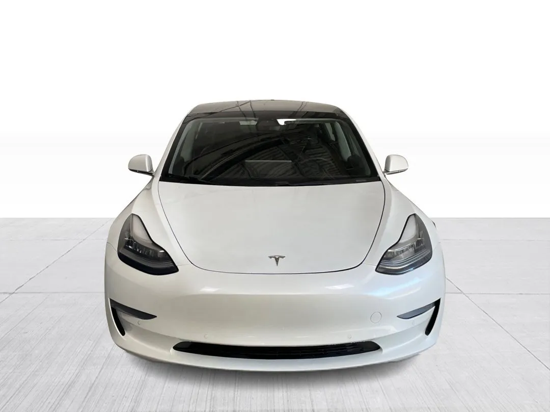 2020 Tesla Model 3 Standard Range Plus, photo 6