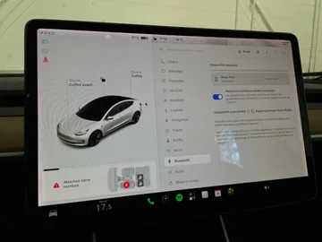 2020 Tesla Model 3 - image 22