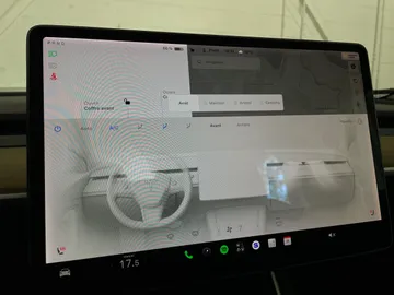 2020 Tesla Model 3 - image 20
