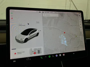 2020 Tesla Model 3 - image 18