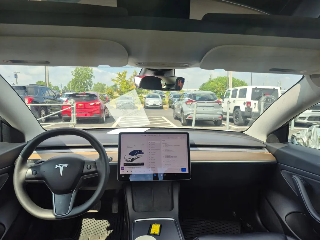 2021 Tesla Model 3 — photo 8