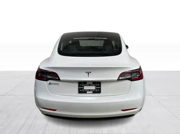 2021 Tesla Model 3 - image 12