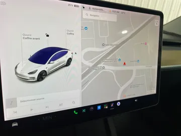2021 Tesla Model 3 - image 22