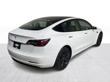 2021 Tesla Model 3 - image 14
