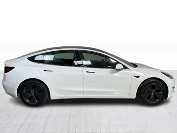 2021 Tesla Model 3 - image 2