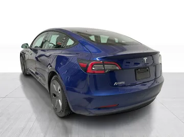 2021 Tesla Model 3 - image 6