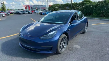 2021 Tesla Model 3 - image 3