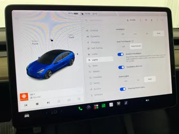 2021 Tesla Model 3 - image 14