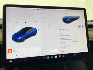 2021 Tesla Model 3 - image 16