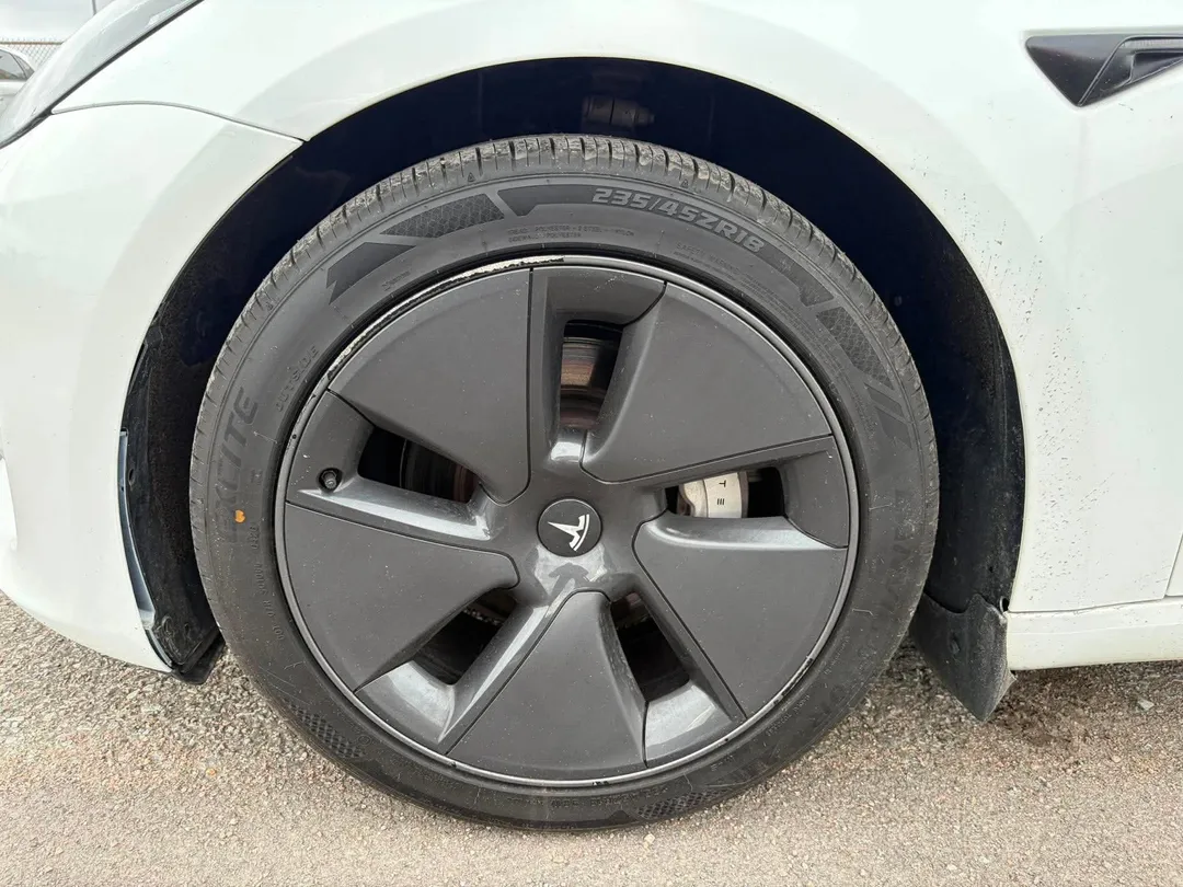 Tesla Model 3 2023, photo 7