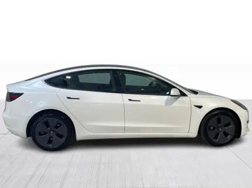 2023 Tesla Model 3 - image 2