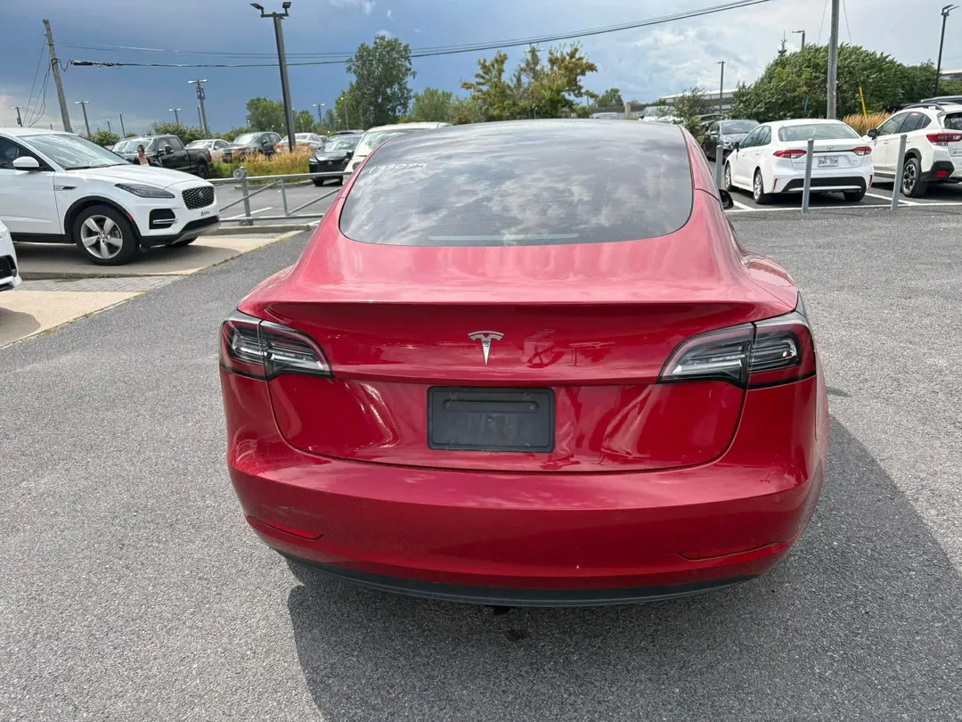 2022 Tesla Model 3 — photo 5