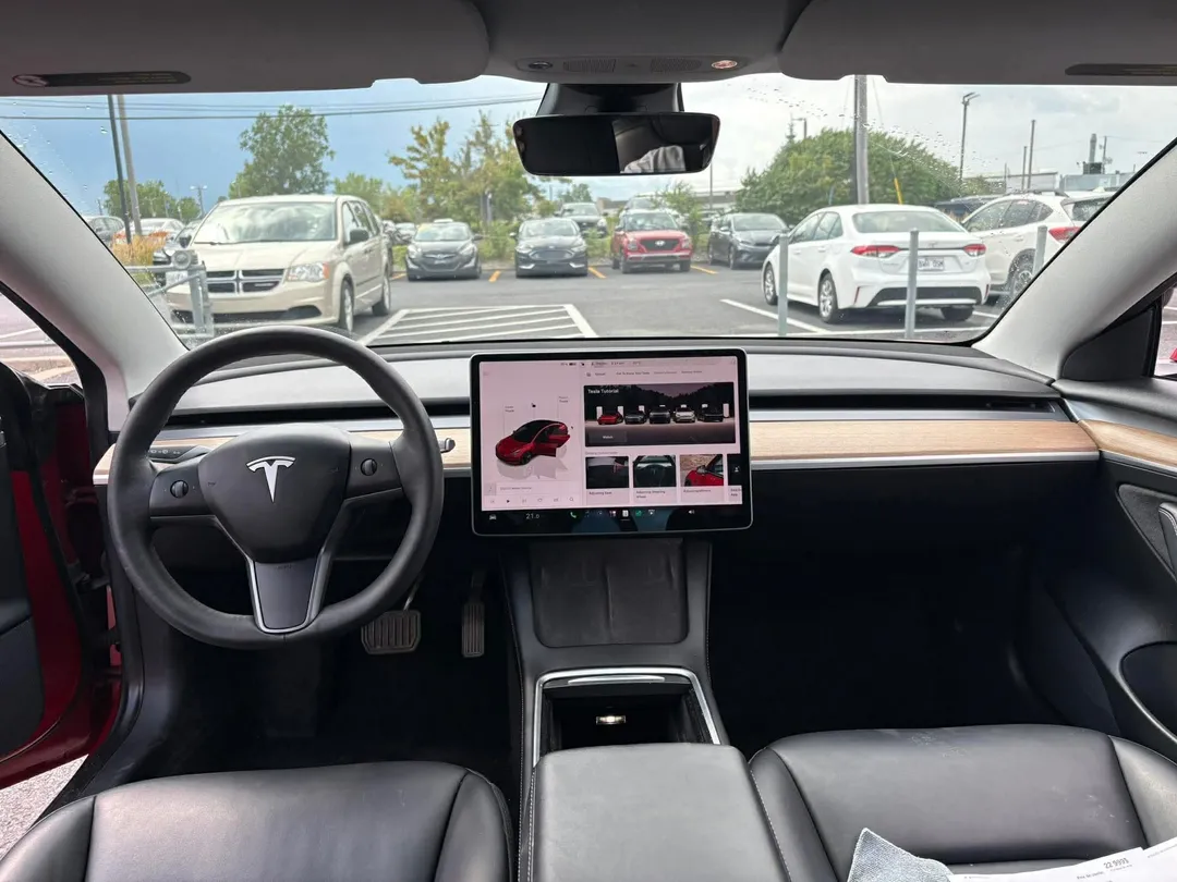 2022 Tesla Model 3 — photo 8