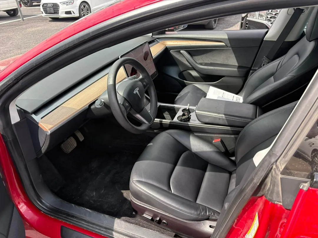 2022 Tesla Model 3 — photo 7