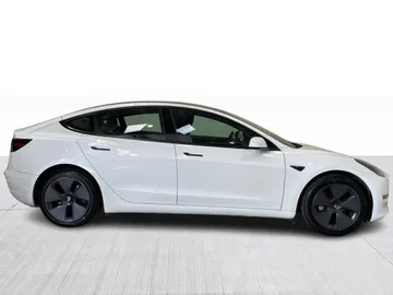2023 Tesla Model 3 - image 2