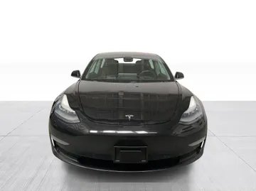2018 Tesla Model 3 - image 8