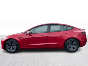 2022 Tesla Model 3 - image 11