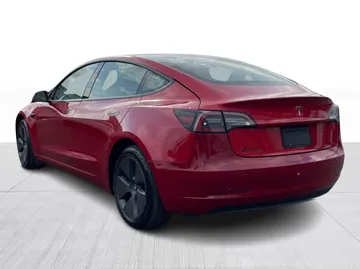 2022 Tesla Model 3 - image 12